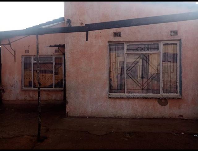 3 BEDROOM HOUSE FOR SALE IN SILUMA VIEW